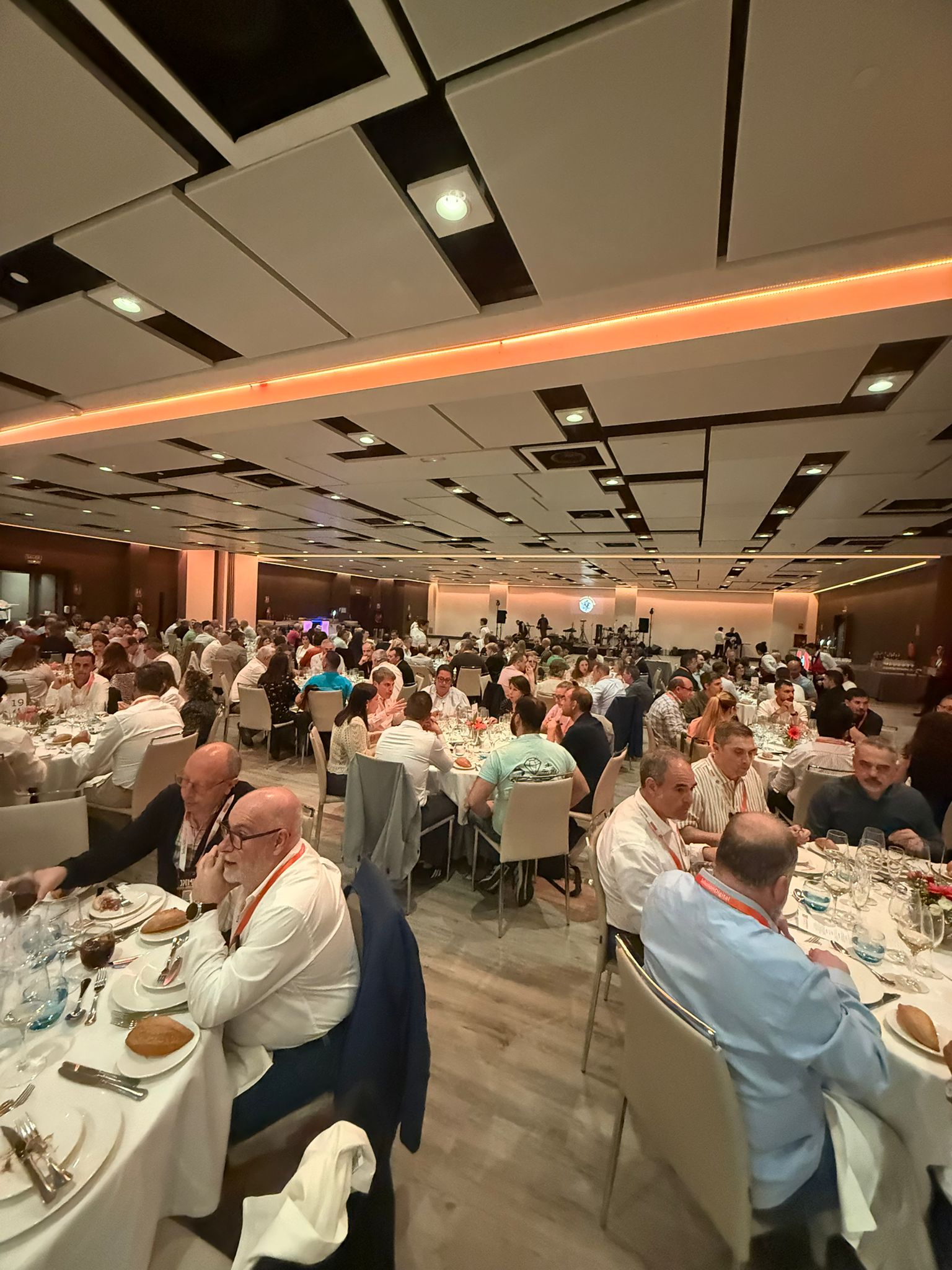 Sala de la cena oficial en el Hotel Marriott de Madrid